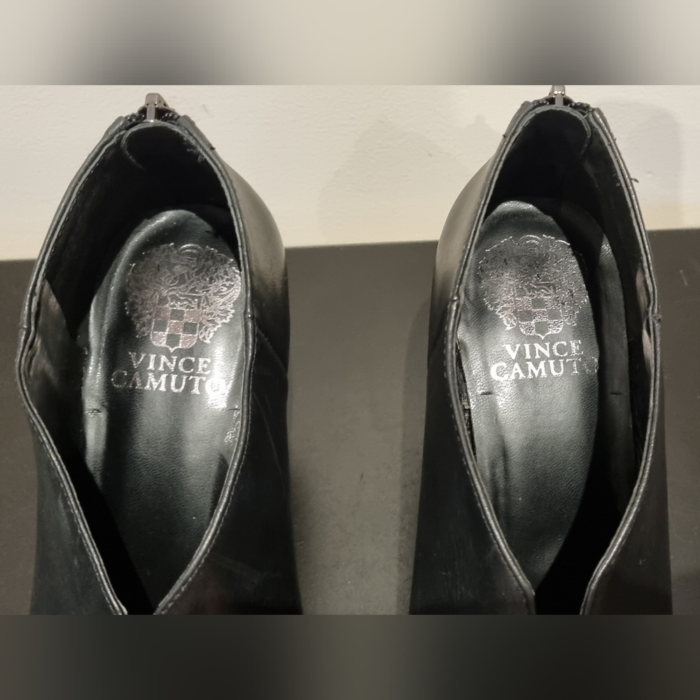 VINCE CAMUTO Vyammi Black Leather Women's Zip-Up Bootlets Size 7.5 B/38 3" Heel - Picture 5 of 13